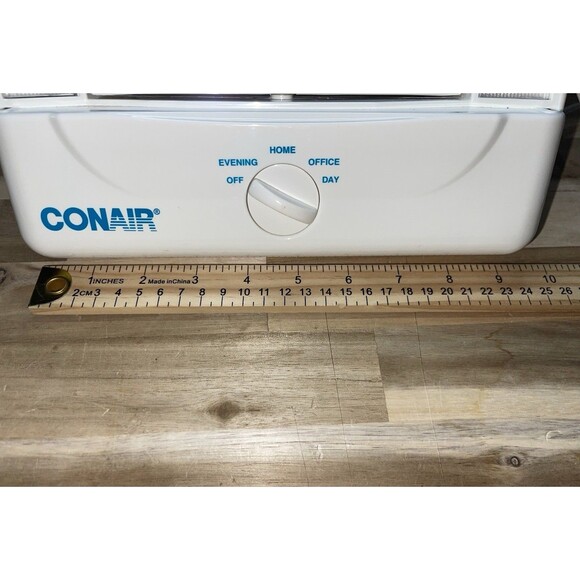 CONAIR Lighted Vanity With 1x & 10x Magnifying Mirrors & 4 Light Settings - Picture 9 of 10